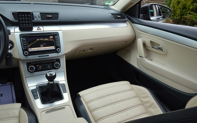 Volkswagen CC cena 32800 przebieg: 245772, rok produkcji 2008 z Puławy małe 781